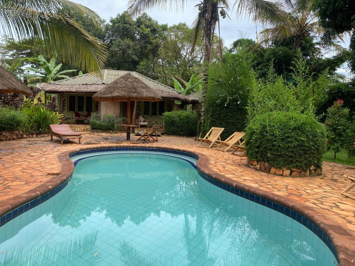 Afro Smile Hotel & Guest House - Jinja Exterior foto
