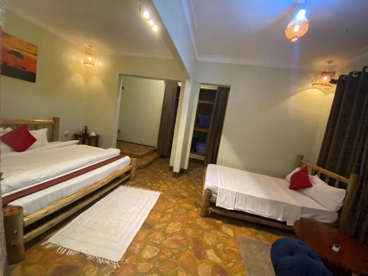Afro Smile Hotel & Guest House - Jinja Exterior foto